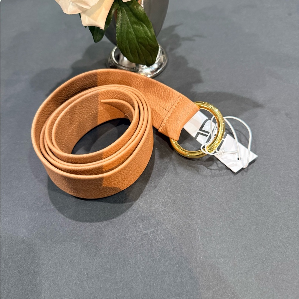 B-Low the Belt Textured Tan Leather Accessory